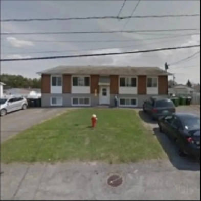 5 1/2, 875$, demi sous-sol, libre 1er septembre Image# 3