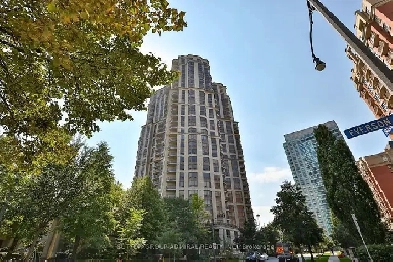 Beautiful Luxurious Tridel Corner Unit Located At Yonge and Shep Image# 8