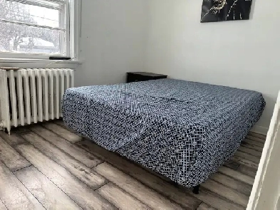 One Bedroom Apartment in South Etobicoke available Image# 1