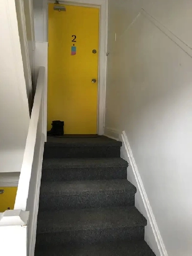RENOVATED .2 bedroom IN BEECHWOOD VILLAGE . August 1st! Image# 7