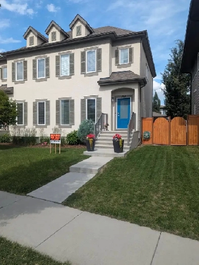 Semi-Detached House for Sale by Owner Image# 3