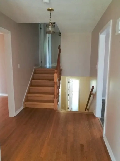 3 Bedroom House for Rent - Main Floor, Upper Floor and Basement Image# 1