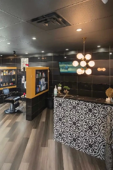 FULLY RENOVATED SALON LEASE – $35,000 FIRM (NW CALGARY Image# 2