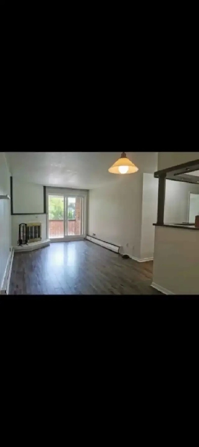 4-1/2 for rent, Heat/Hot water included DDO  $1400/month Image# 5