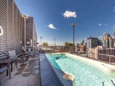 1022 - 320 RICHMOND STREET E Image# 9