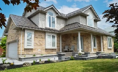 Strikingly Renovated Home in Prestigious Pine Ridge Image# 5