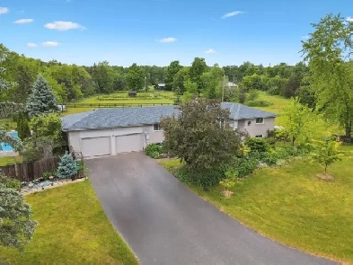 Resort-Style Living Just Minutes from the 401 Image# 1