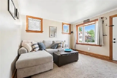 Beautifully Updated 3-Bedroom Bungalow in Central Cambridge Image# 8