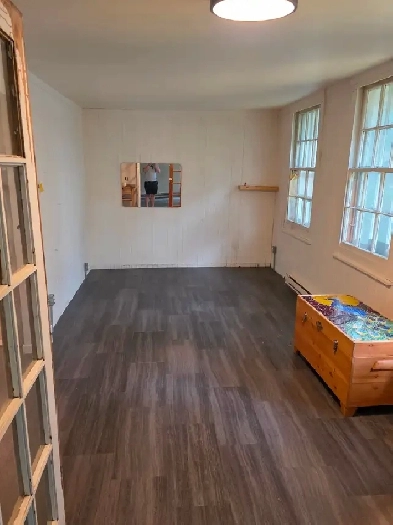 Logement et atelier d'artiste combiné. Dispo dès maintenant! Image# 8