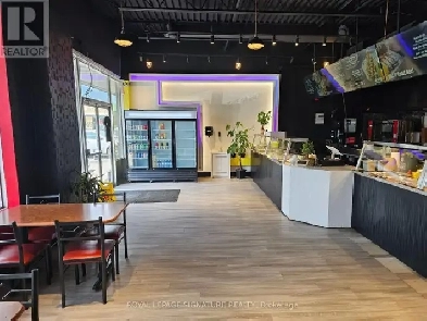 Quick Service Restaurant with Big Kitchen & Hood Image# 1