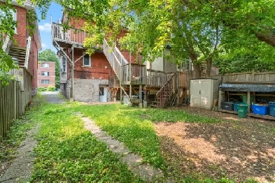 Four plex with renovations and furnished in great part of DWTWN Image# 12