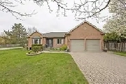 Bungalow for Rent in North London Image# 19