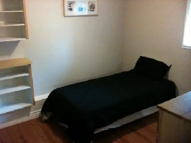 Affordable and Convenient Furnished Room for Male close to Westm Image# 20