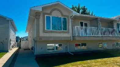 2 BEDROOM, 1 BATH UPPER LEVEL SUITE - NORTH LETHBRIDGE Image# 1