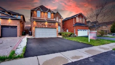 For Sale – 87 Sprucelands Ave, Brampton Legal Basement Apartment Image# 1