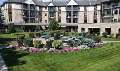 furnished condo with underground parking Image# 2