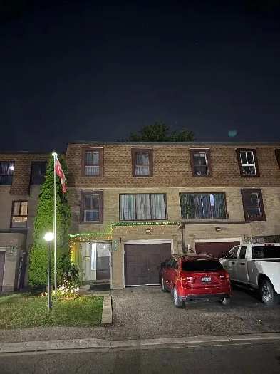 Room available @ Bramalea City Center from 1st  Auguest,2025 Image# 8