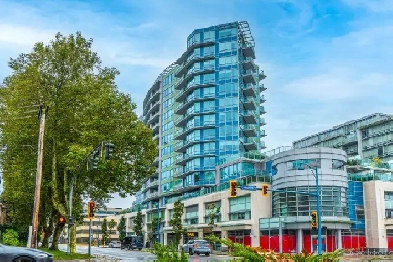 Large One Bedroom One Den 6-year High-Rise Building at Lansdowne Image# 1