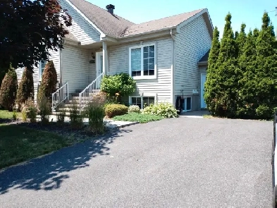 Mcmasterville 5 1/2 logement LIBRE Image# 5