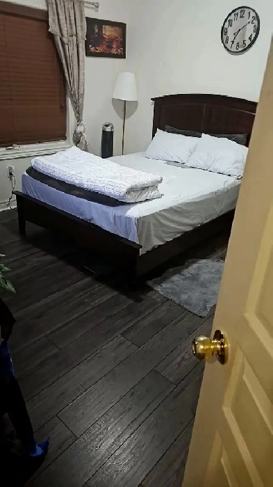2 PRIVATE BEDROOM UPPER LEVEL MOUNT PLESANT GO-STATION-FEMALES Image# 3