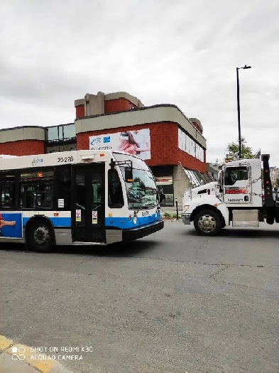 Office 200 sqft near Jean-Talon metro for rent Image# 4