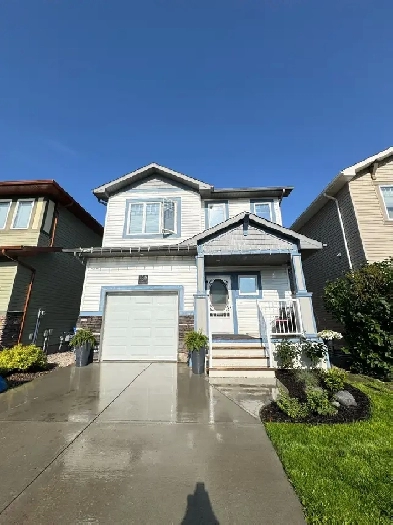 Copperwood home for sale in lethbridge Image# 1