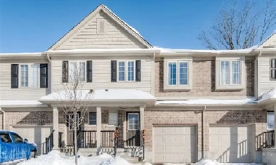3 Bed Family Townhouse – Large Yard Image# 9
