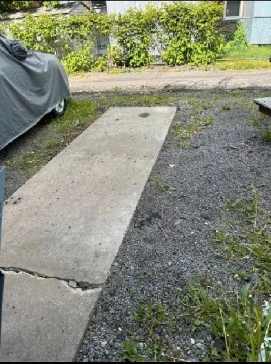 Outdoor parking, Stationnement extérieur- Lachine- 60$/month Image# 1