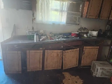 2 bedroom for rent pics are of 1 year of current living conditio Image# 2