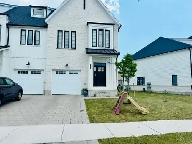 Beautiful 3 Bedroom 3 Washrooms Townhouse For Lease Image# 1