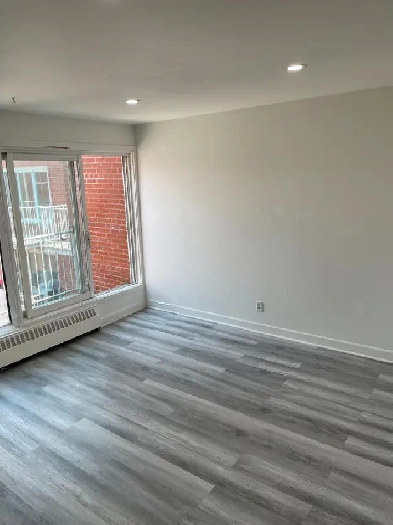 STUDIO 2 ½ Apt  Visite entre 11:00 et 3:00 Image# 10