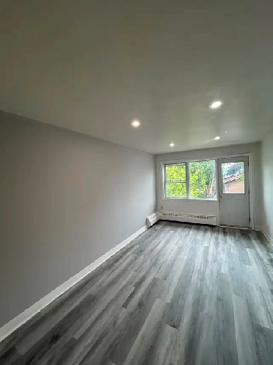 4 ½ Apts Visite entre 11:00 et 3:00 TOUT LES JOURS Image# 11