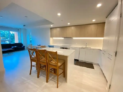 Furnished 2B2B Surrey Central w AC and Gym Image# 10
