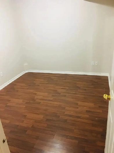 2 Bedroom Basement Available for Rent Immediately. Image# 4