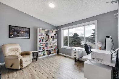 Custom-Built 1542 sqft 3bdrm Bungalow w/26x24 insulated garage! Image# 6