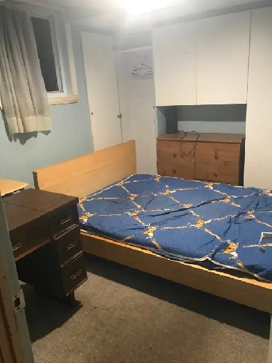 Private room rental near Metro station Image# 1