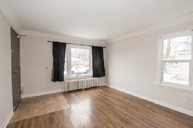 All Inclusive 1 Bedroom Main Unit! Image# 10