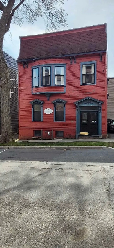 Beautiful historic apartment uptown SJ Image# 1