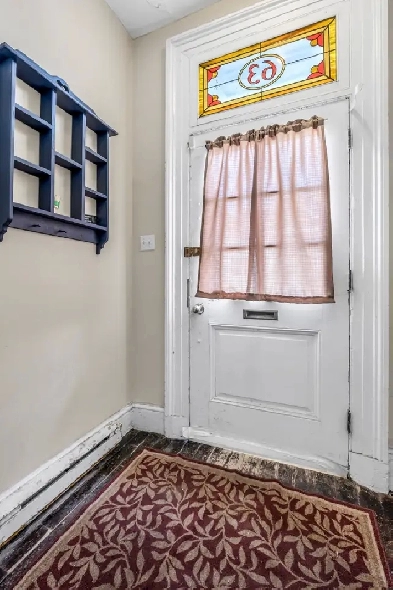 FOR SALE IN DOWNTOWN ST JOHNS ! Image# 4