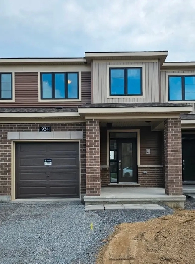 3 BEDROOM 3 BATH TOWN HOME FOR RENT IN QUINNS POINT OTTAWA Image# 5