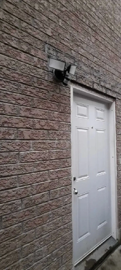 Legal 2 bedroom basement for rent Image# 1