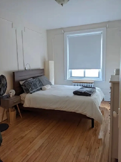 4702 Queen Mary - Beautiful apartment for rent! Image# 1