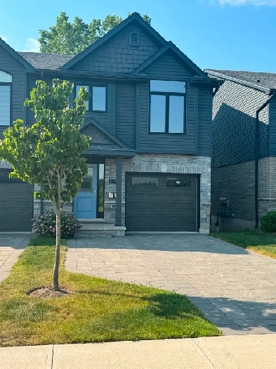 Modern Townhome to Rent at Blackwell Blvd Image# 6