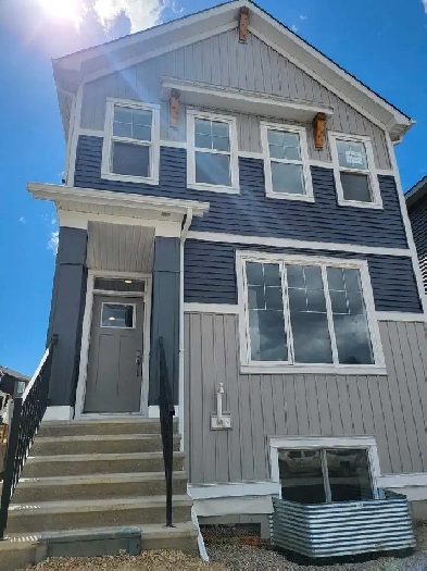 2 Bedroom and 1 Full bath Legal Basement for rent Image# 2