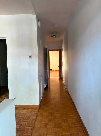 Superbe appartement avec terrasse, à  10 minutes du centre-ville Image# 3