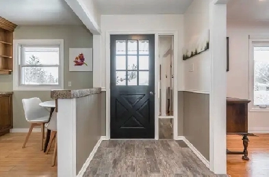 3 Bedroom main floor bungalow Image# 1