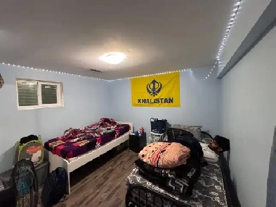3 bedroom basement available Image# 2
