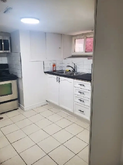ROOM FOR RENT Image# 4