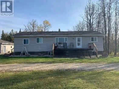 Dream Acreage in Eagle Ridge |  Walkout,  Heated Garage Image# 1