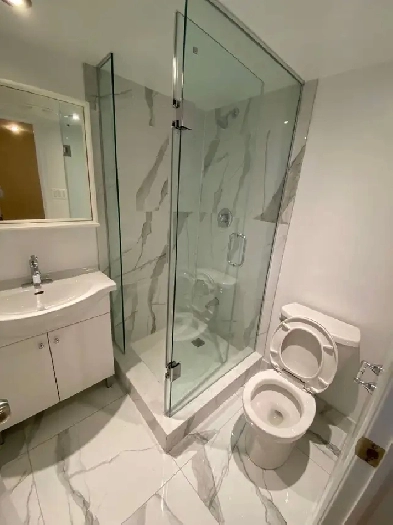Master Room 1 In Basement Near Seneca College Finch/Don Mills Image# 2